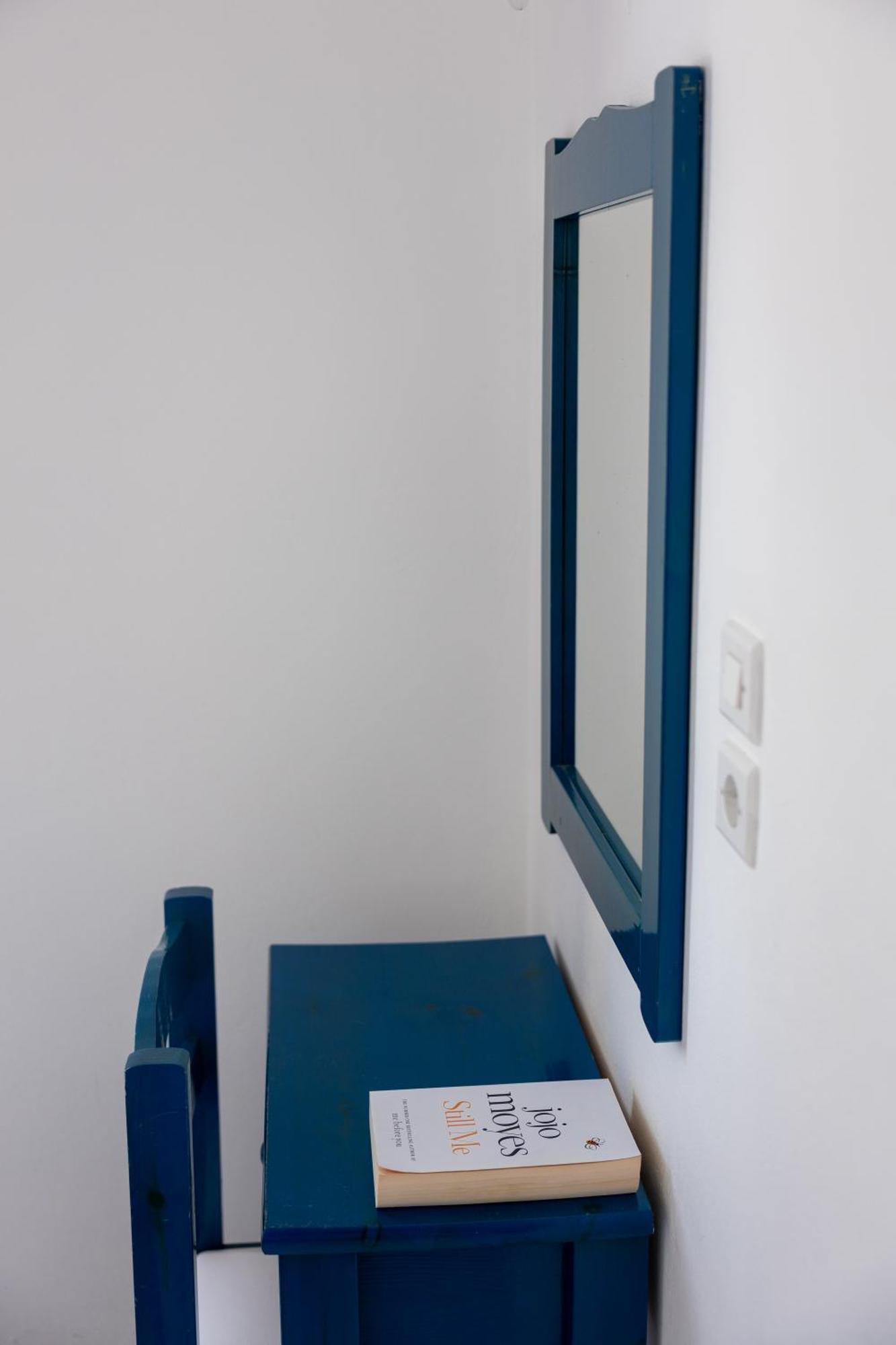 Happening Guest house Imerovigli (Santorini)