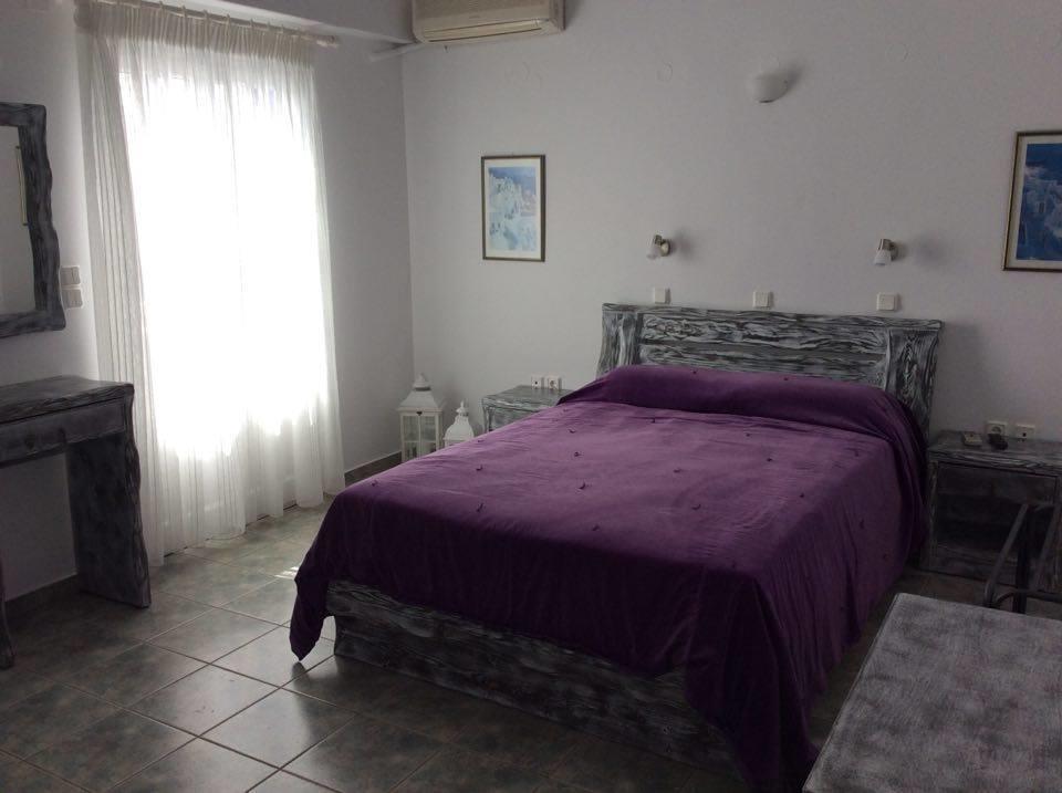 Guest house Happening Imerovigli (Santorini)