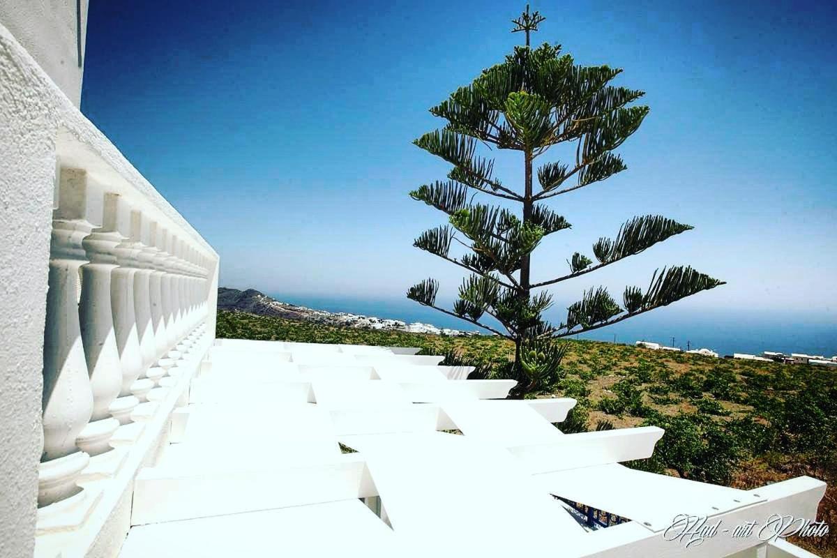 Happening Guest house Imerovigli (Santorini)